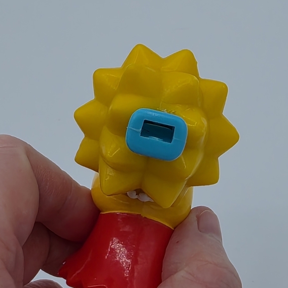 Vintage 1997 Subway The Simpsons Lisa Simpson Saxophone Whistle Toy - Picture 5 of 8